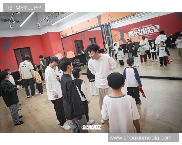 赛后分析:上海街舞队与武汉街舞队在灵活性上的精彩对决与启示 赛后分析:上海街舞队与武汉街舞队在灵活性上的精彩对决与启示